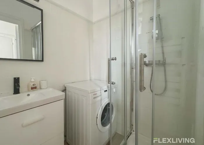 Flexliving - Whole Flat - Lemoine Appartement